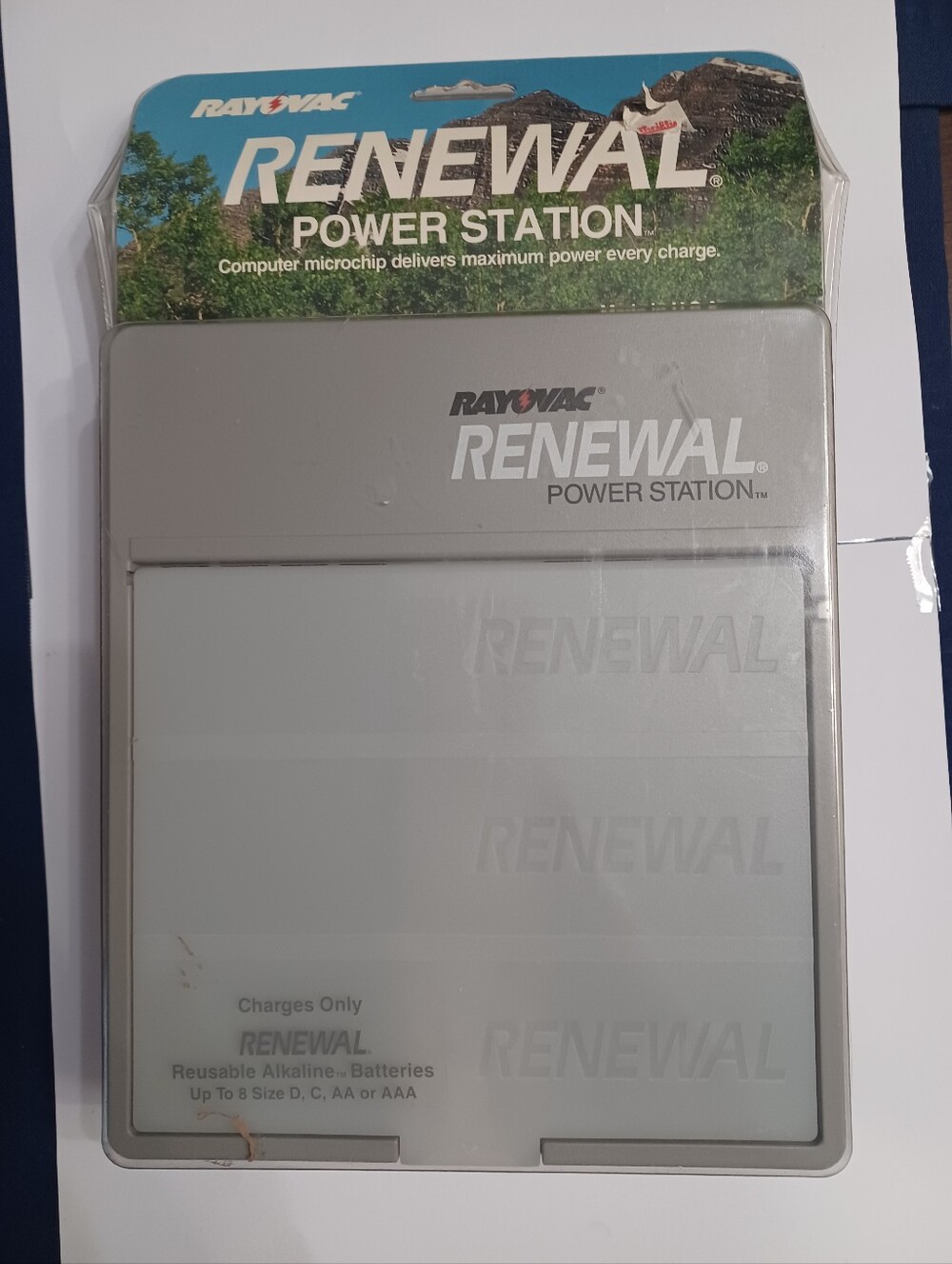 Rayovac Renewal Power Station Battery Charger